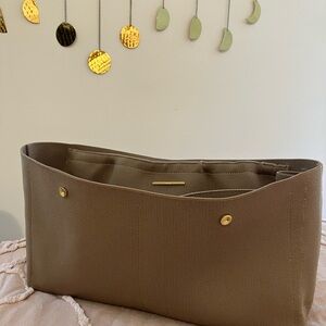 Cuyana Tan Shoulder Bag Insert